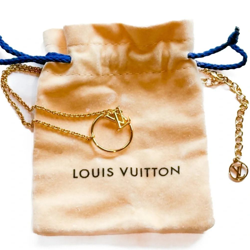 LV Eclipse Necklace - Picture 4 of 6